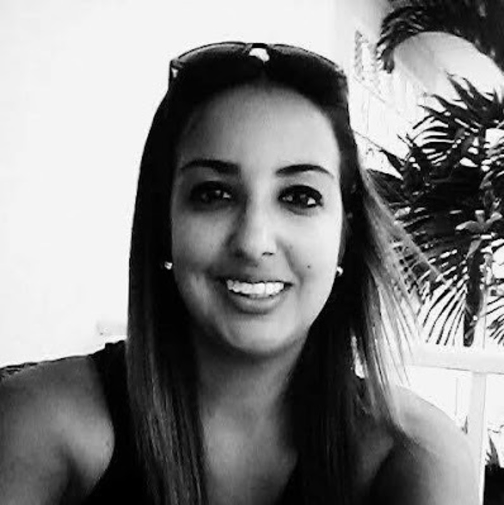 Meet your Posher, Ayelen